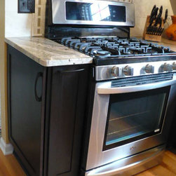 Traditional Kitchen/Contemporary Update - Kitchen Cabinetry