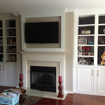 Entertainment Centers and Built-ins