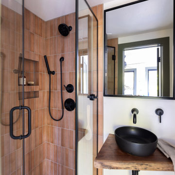 Weekend Cabin in the Woods- Master Shower