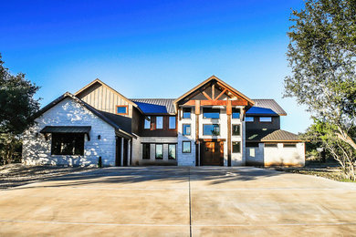 Home design - contemporary home design idea in Austin