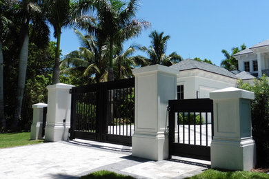 Transitional exterior home idea in Miami