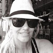Cher Murdoch's photo