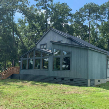 Lake front Office/Sunroom
