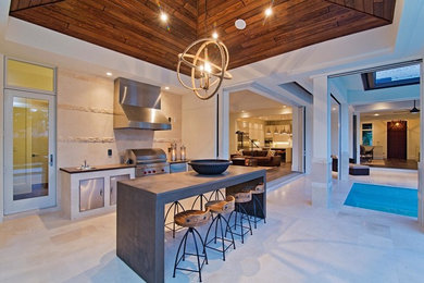 Inspiration for a tropical pool remodel in Miami