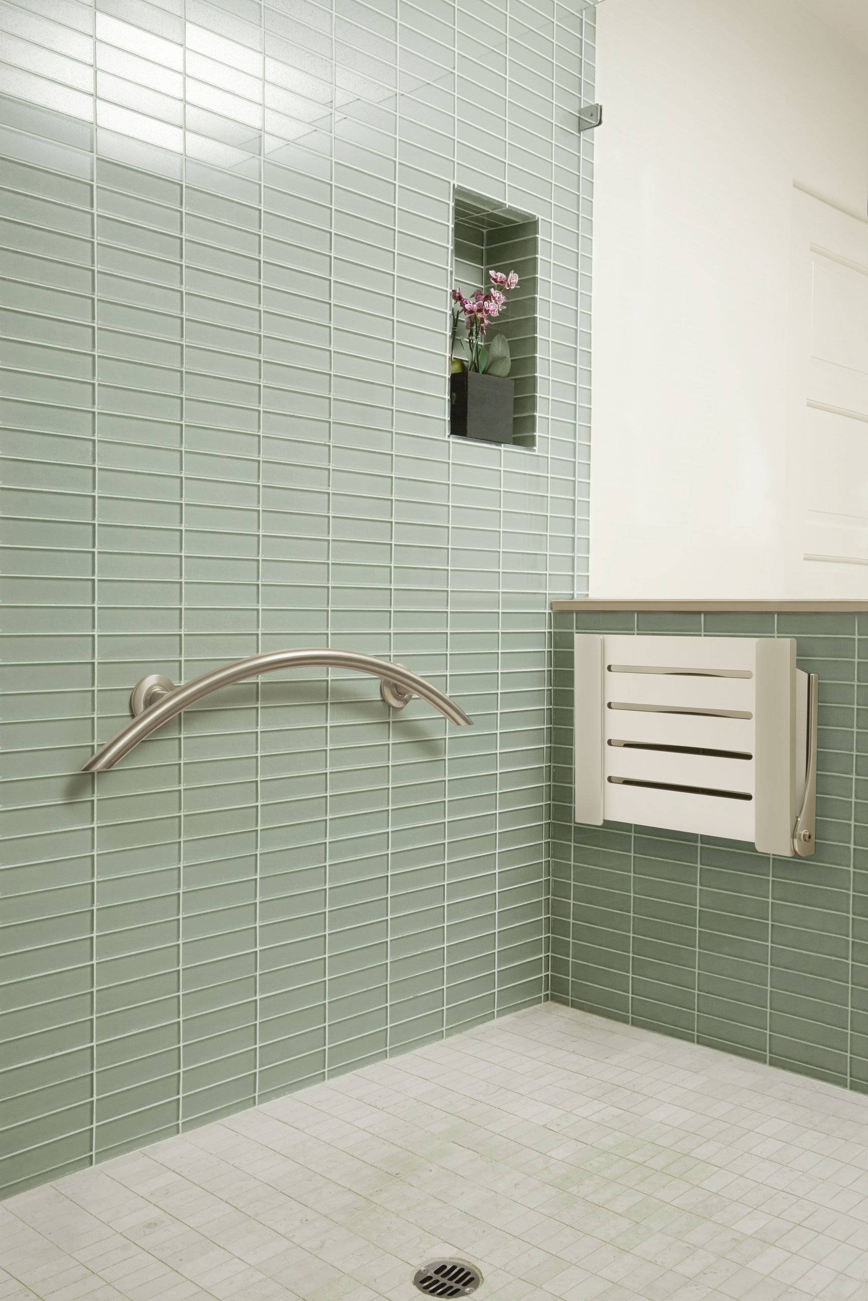30" Crescent Curved Shower Grab Bar, Polished Stainless