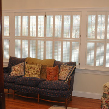 Traditional 1 1/4" Louver Shutters