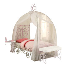 Reya’s Bed