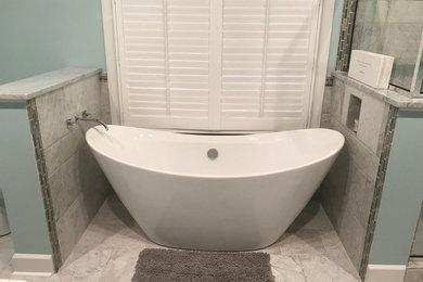 Bathroom - bathroom idea in Birmingham