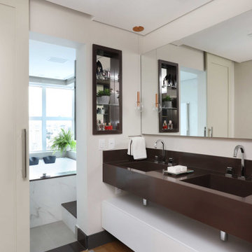 INSIDE | Modern / Contemporary