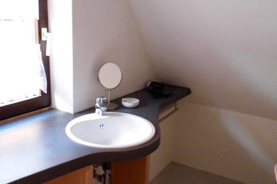 Modernes Badezimmer in Stuttgart