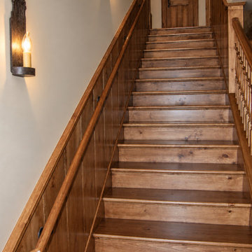 A Redmond, WA - Authentic Colonial Estate