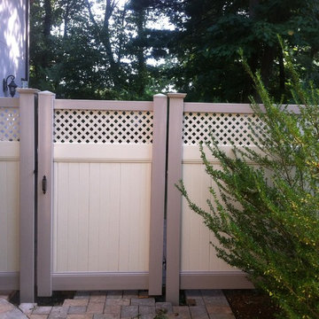 Vinyl Board and Lattice top fence