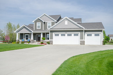 Inspiration for a craftsman exterior home remodel in Other