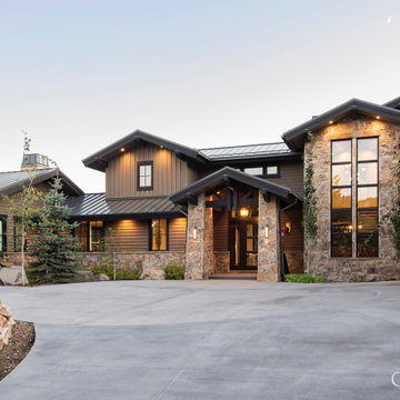 Transitional Mountain Home