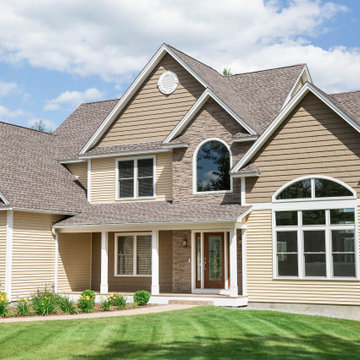 Clapboard Siding/Shakes