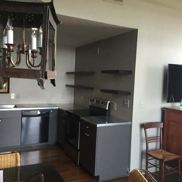 Cantilevered Kitchen Shelves, Charleston South Carolina