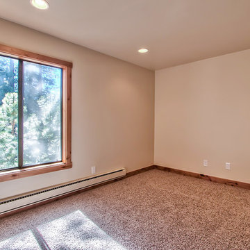 321 Ski Way (Mountain Shadows Complex)