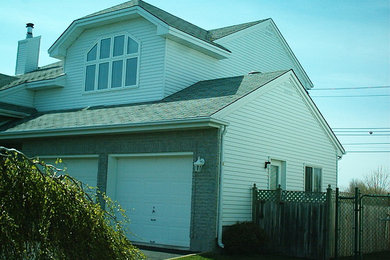 Inspiration for a timeless exterior home remodel in Montreal