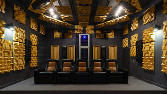 South Main Street Studio - seating