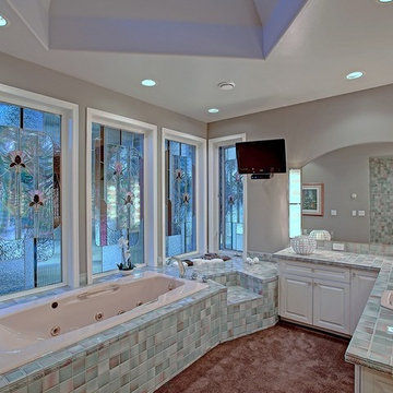 Perfect Bathrooms to Relax In
