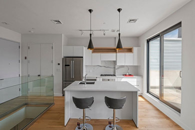 Kitchen photo in New York