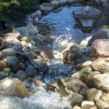 Bubbling Rock Water Features
