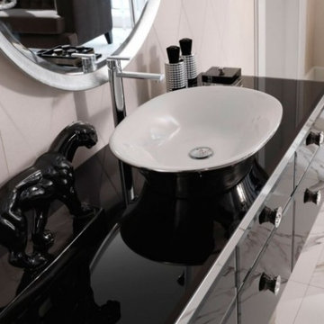 Luxury Italian Bathroom Furniture by MillDue
