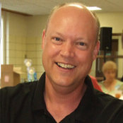 Marty Bird's photo