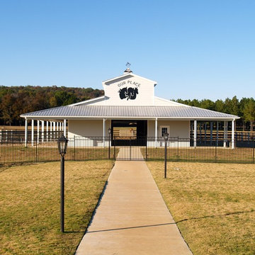 Equestrian Estate: Horse Barn
