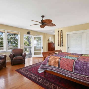 master bedroom - East Costa Mesa bungalow, Orange County, CA