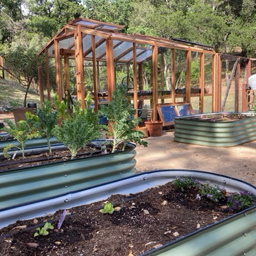 Phil & Wendy's Backyard Garden