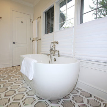 Sensational Girl's Bathroom