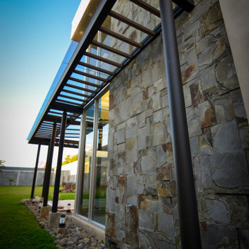 Bridge Residence