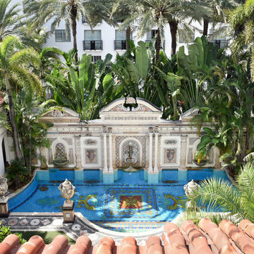 CASA VERSACE