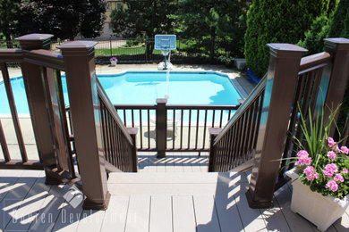 Inspiration for a deck remodel in Detroit
