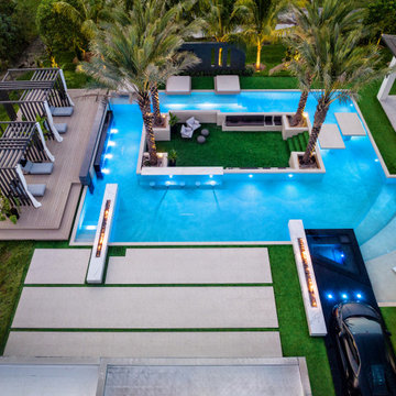 Lamborghini Pool