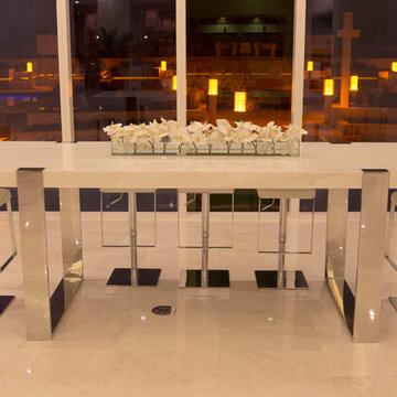 Lounge Table