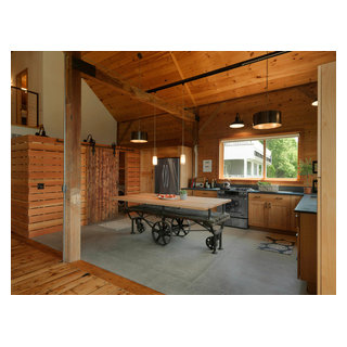 Middlebury Barn Renovation - Farmhouse - Kitchen - Burlington - by Joan ...