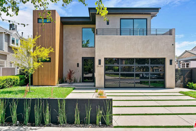 Inspiration for a contemporary home design remodel in Los Angeles
