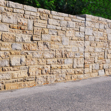 Natursteinmauer / Trockenmauer