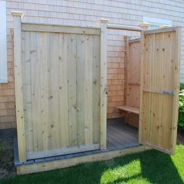 Deluxe Cedar Outdoor Shower