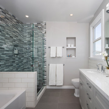 Dorantes Bathroom