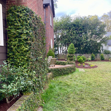 Oasis in Backyard to connect Family and Nature in Harmony