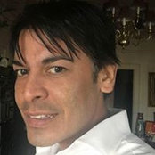 George Esqs foto