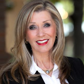 Georgeann Elliott's photo