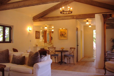 Mountain style living room photo in Santa Barbara