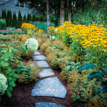 Hillside Sophisticated in Forest Heights, Oregon