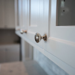 Chicago - Lincoln Square Project. - Cabinet And Drawer Knobs