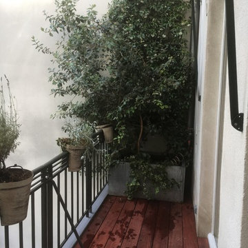 Grand balcon dans le Marais