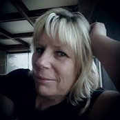 Laura Powers's photo